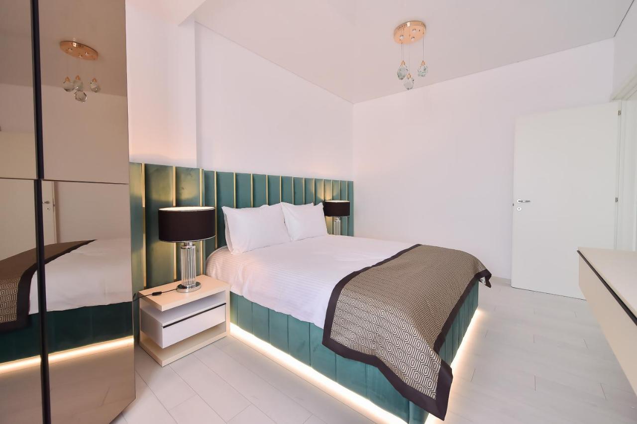 Hotel Building Stefan Resort I Нэводари Экстерьер фото